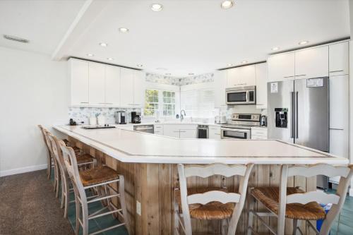 The Dorrell at Ships Watch image