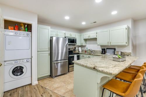 Modern Condo in St George's Sports Village, Сент-Джордж (фото 8)
