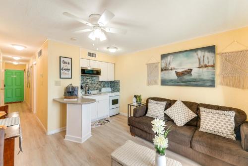 Beachfront Corpus Christi Condo with Pool Access!