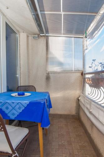 Studio with Sea View image 6