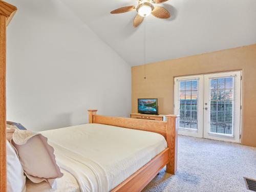 Canyon Lake Condos at Stillwater Ranch in Canyon Lake, USA