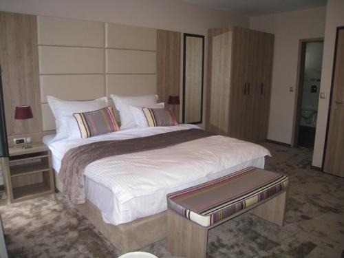Hotel VIP - image 14