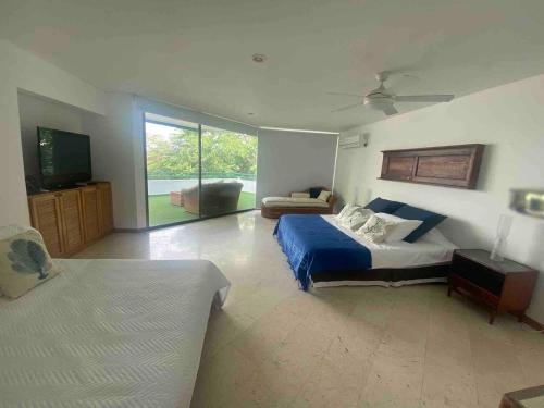 Apartamento en el penon 5 alcobas 7 banos in Girardot