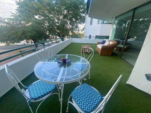 Balcony/terrace, Apartamento en el penon 5 alcobas 7 banos in Girardot
