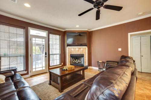 College Station Family Home 3 Mi to Texas AandM! - image 7