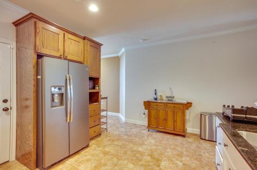 College Station Family Home 3 Mi to Texas AandM! - image 11