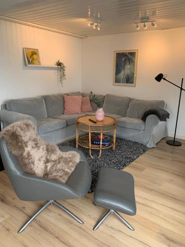 Huset ved søen tæt på Herning og MCH og boxen 90 m2 (Huset ved søen tæt pa Herning og MCH og boxen 90 m2) in Sunds