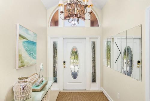 Villa Poseidons Passage by Roelens Vacations – Cape Coral, FL