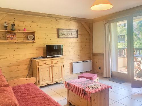 Charmant appart 2 pieces au pied des pistes avec balcon, parking et casier a skis - FR-1-344-882 near Chalet du Sunny