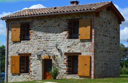 Domaine des Terres du Milieu / Gîte de cul de sac - Location saisonnière - Châteldon