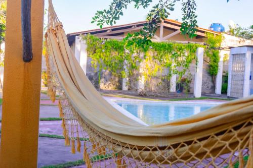 Casa com piscina e churrasqueira em Serrambi