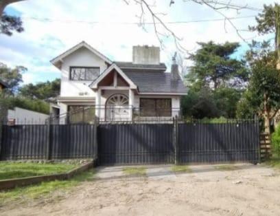 Casa Barrio Norte Villa Gesell
