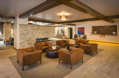 Three-Bedroom Apartment image 2