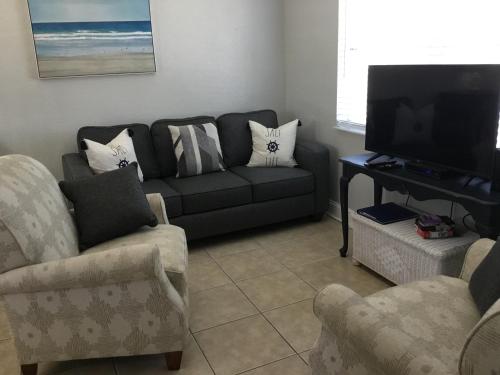 Madeira Bonita Apartment #6 in St Pete Beach, USA