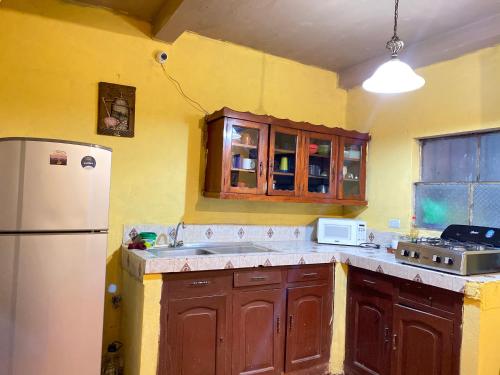 köök, El Calvario Hostal in Coban