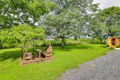 Lake Champlain Vacation Rental on Private Lot