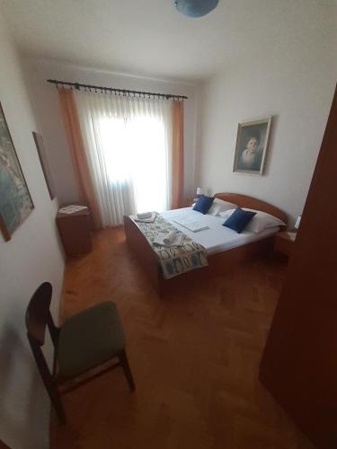 Two-Bedroom Apartment with Terrace and Sea View image 8