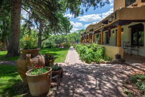 Inn on La Loma Plaza in Taos, USA