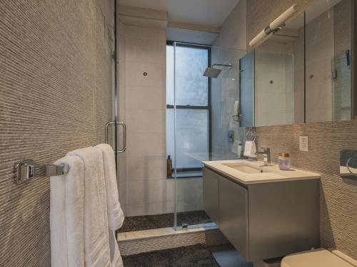 Cozy & Convenient Midtown Condo-Hotel!, New York (Foto 7)