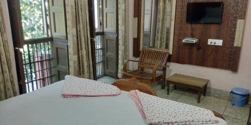 OSAHAN PARADISE HOMESTAY NEAR Golden temple and park view