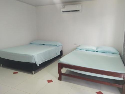 2 double beds, 1 twin bed