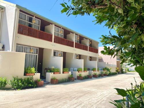 . TME Retreats Dhigurah