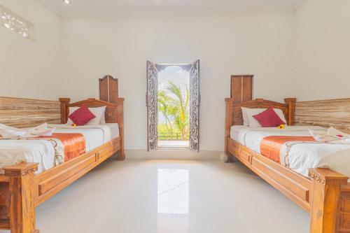 2 twin beds