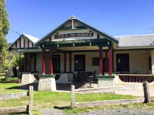 Pub in the Paddock