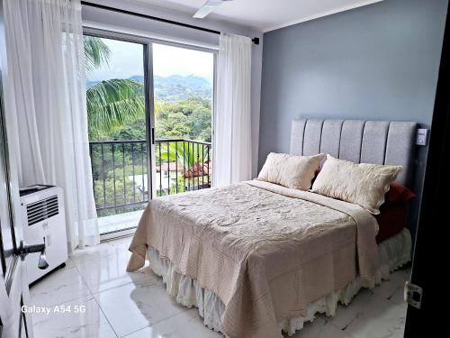 Double or Twin Room with Mountain View image 6