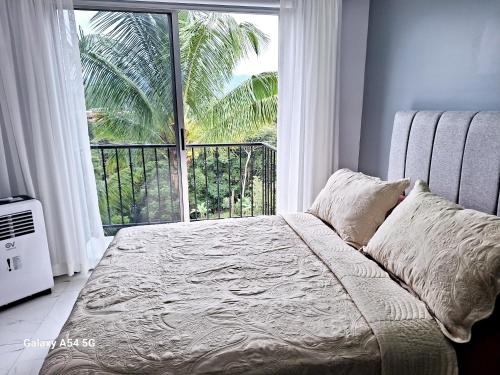 Double or Twin Room with Mountain View image 3