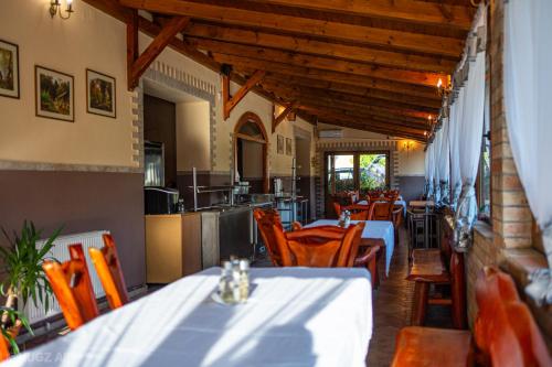 Étterem, Pensiunea Viktoria in Tusnádfürdő