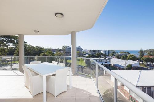 Nelson Bay Apartment with views over the Marina