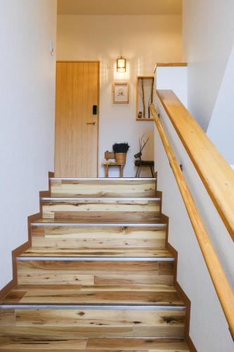 ヴァンテアン舎（vingt et un house）