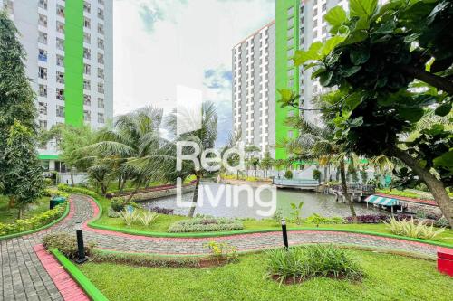 ทัศนียภาพภายนอกโรงแรม, RedLiving Apartemen Green Lake View Ciputat - Aurora Rooms in จิปูตัต