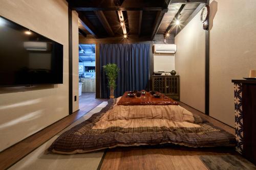 room detail thumbnail 0