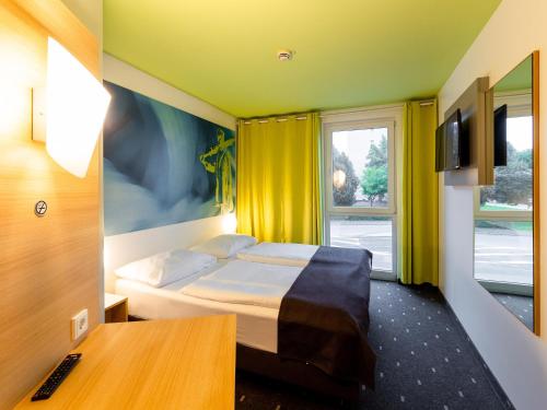 B&B Hotel Krefeld 1.0km von Krefeld entfernt