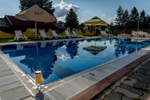 Aphrodite Hotel - image 6