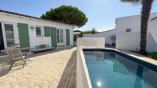 Charmante villa avec piscine - Location, gîte - La Couarde-sur-Mer