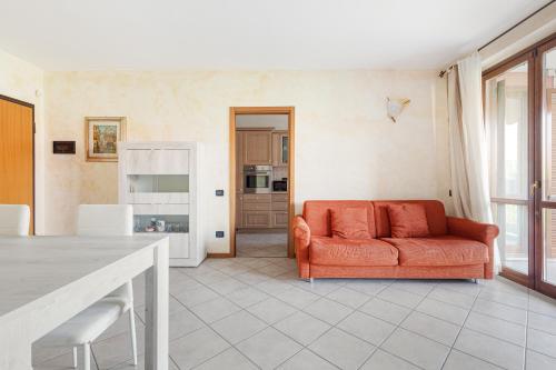 Apartment with Balcony nearby M3 Subway Yellow Line, Milano (foto 4)