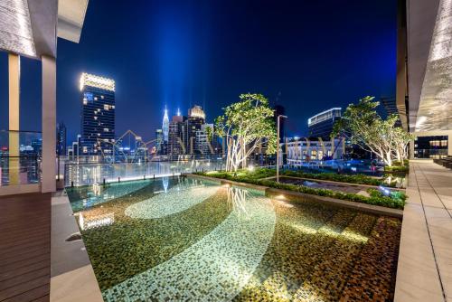 Axon Premier Suites Kuala Lumpur - 수영장