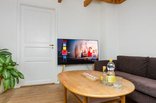  Come Stay in Penthouse With Room For 2-People in Aarhus