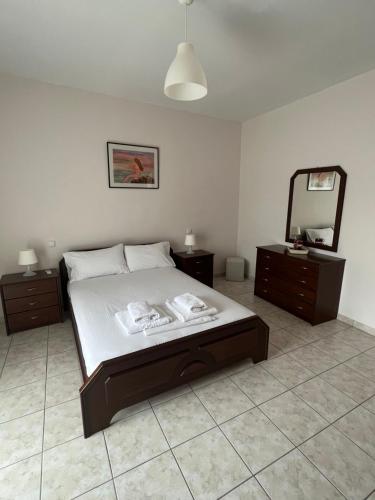  Alexandra' s Apartments in Plataria