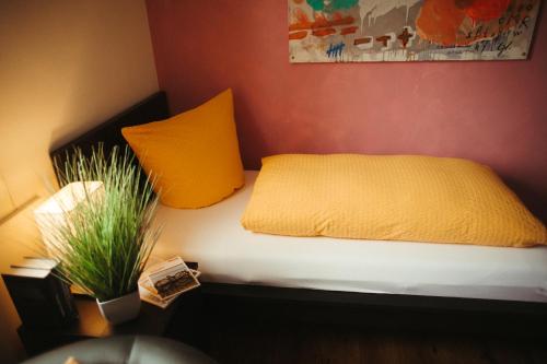 1 twin bed