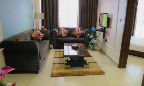 Two-Bedroom Apartment (4 Adults + 2 Children) image 4