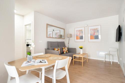 Room Canalejas - image 11