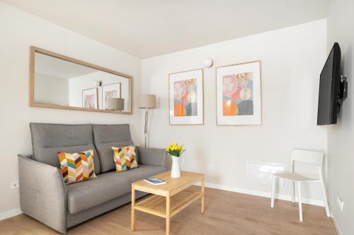Room Canalejas - image 8