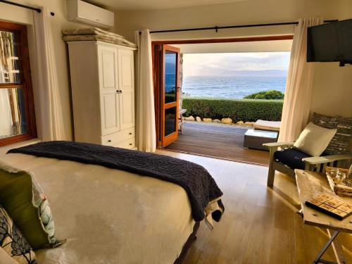 Surrounding environment, Kleinzee Oceanfront Guest House in De Kelders