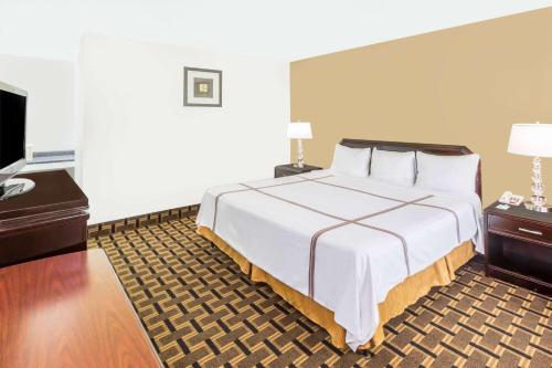 2 twin beds