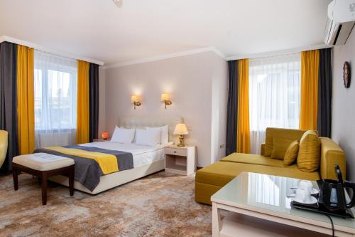 spacious junior suite with a seating area