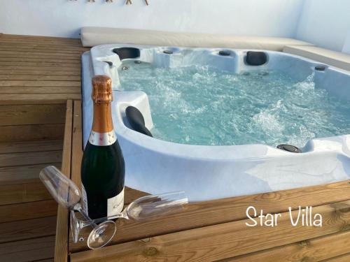 Star Villa Conil con jacuzzi